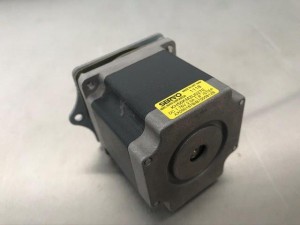 Silnik krokowy NIDEC KH56KM2U027E DC 1.76V 2.0A 1.8step + stabilizator