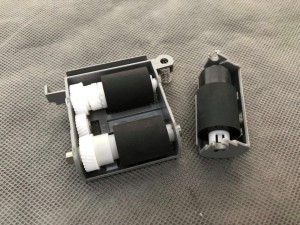 Rolki pobierania KYOCERA FS3040MFP FS3140MFP FS3540MFP FS3640MFP FS3900DN FS3920DN FS4000DN FS4020DN M6026cidn M6035cidn M6526cidn M6530cdn P6021cdn FSC2026MFP FSC2126MFP FSC2526MFP FSC2626MFP FSC5150DN FSC5250DN M6535 NOWE ORYGINAŁY 302F994061 