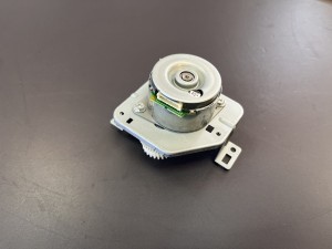 Silnik RICOH MP3054 AX050349 AX050349c z zębatką